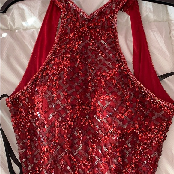 Prom dress - Picture 2 of 3